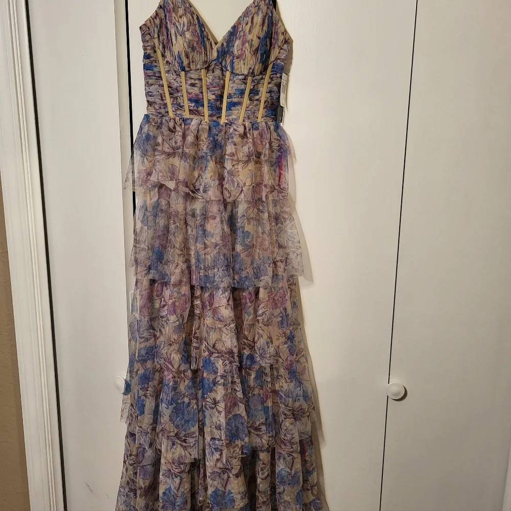 Blondie Nites Pastel Floral Dress in Lavender, Pink & Blue - Picture 7 of 9